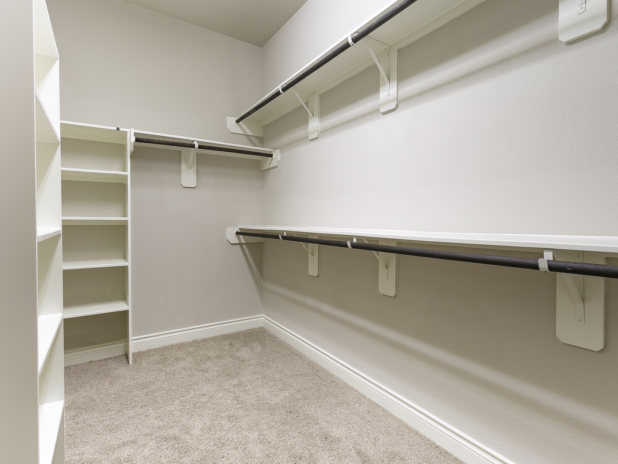 9018 Meacom Drive Conroe, TX 77384 - Photo 24 of 41 a close view of closet