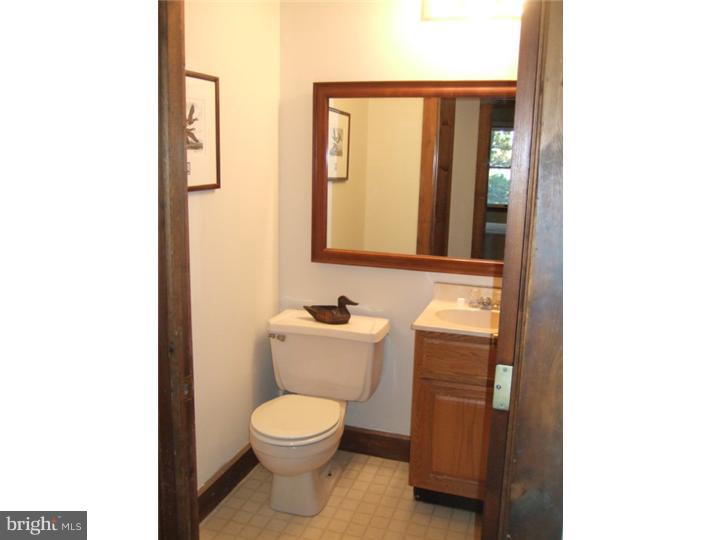 605 State Road West Grove, PA 19390 - Photo 6 of 25 Gallery Image 6