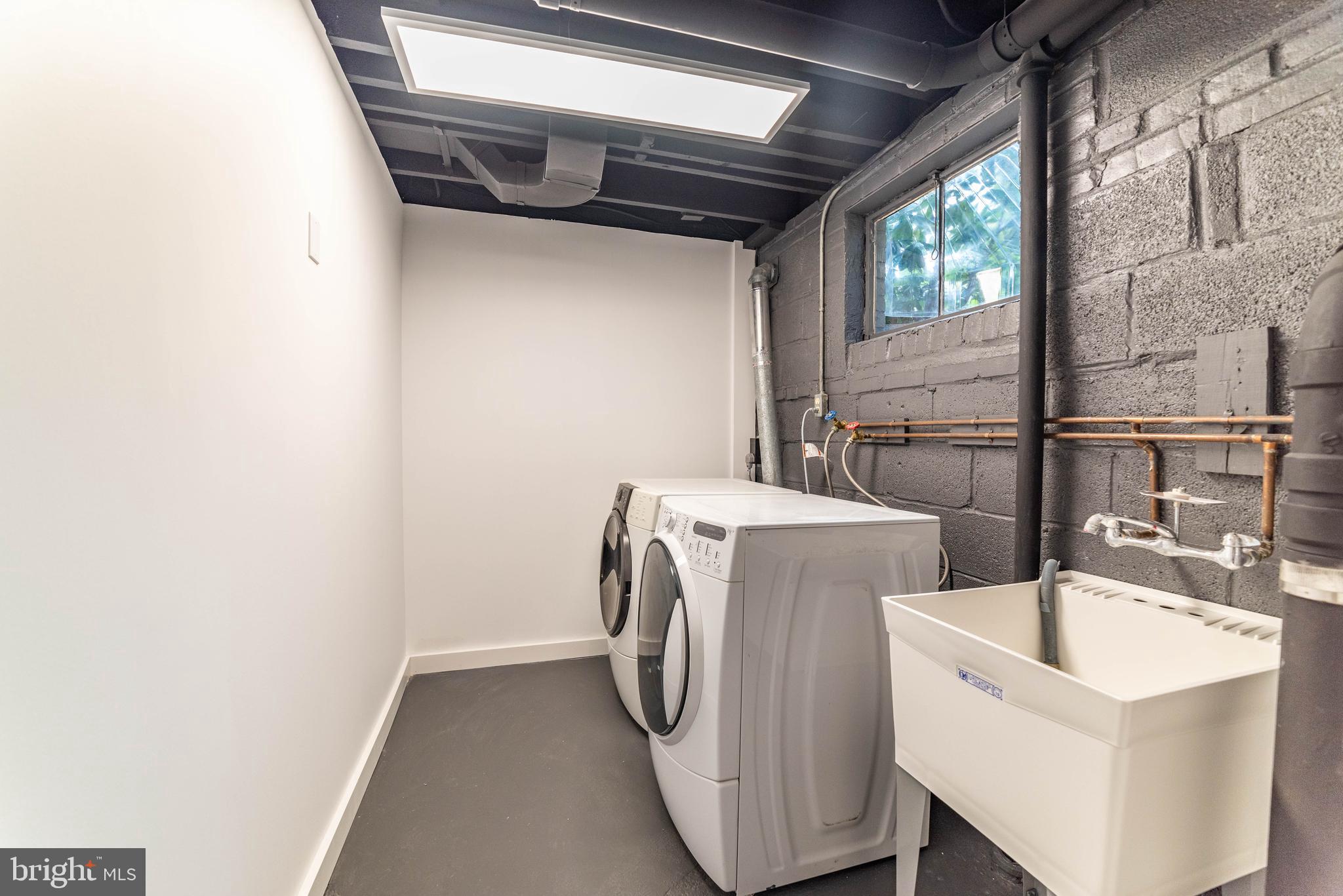 8400 Farrell Drive Chevy Chase, MD 20815 - Photo 29 of 36 Laundry room