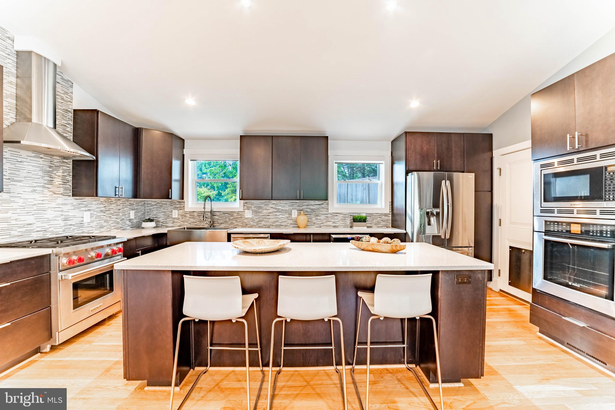 8400 Farrell Drive Chevy Chase, MD 20815 - Photo 8 of 36