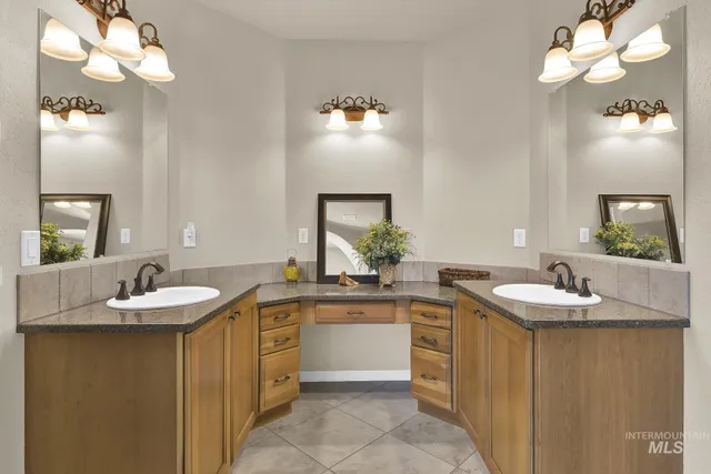 $739,000 | 2025 North 6th E Street, Mountain Home, ID 83647