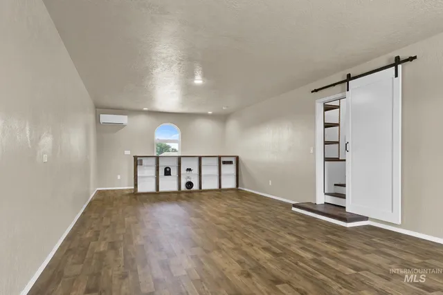 $770,000 | 2025 North 6th E Street, Mountain Home, ID 83647