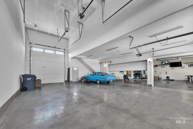 $770,000 | 2025 North 6th E Street, Mountain Home, ID 83647