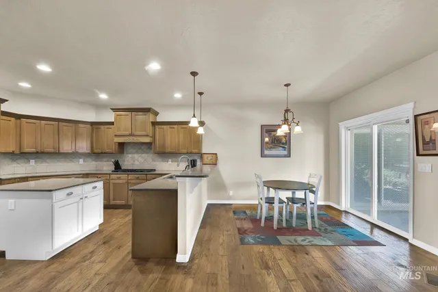 $770,000 | 2025 North 6th E Street, Mountain Home, ID 83647