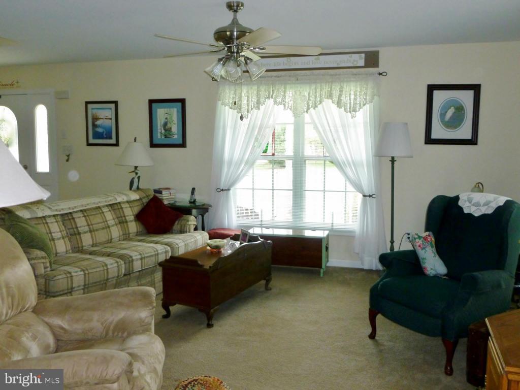 3835 Broomes Island Road Port Republic, MD 20676 - Photo 9 of 30 Family Room