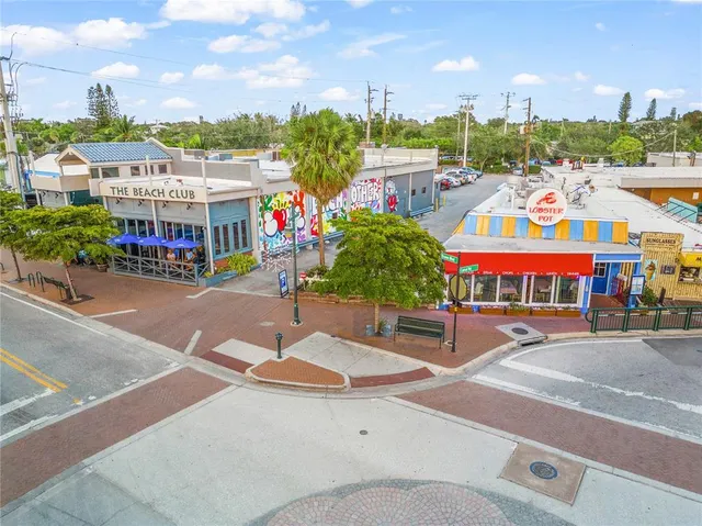 $1,379,000 | 627 Avenida Del Norte, Sarasota, FL 34242