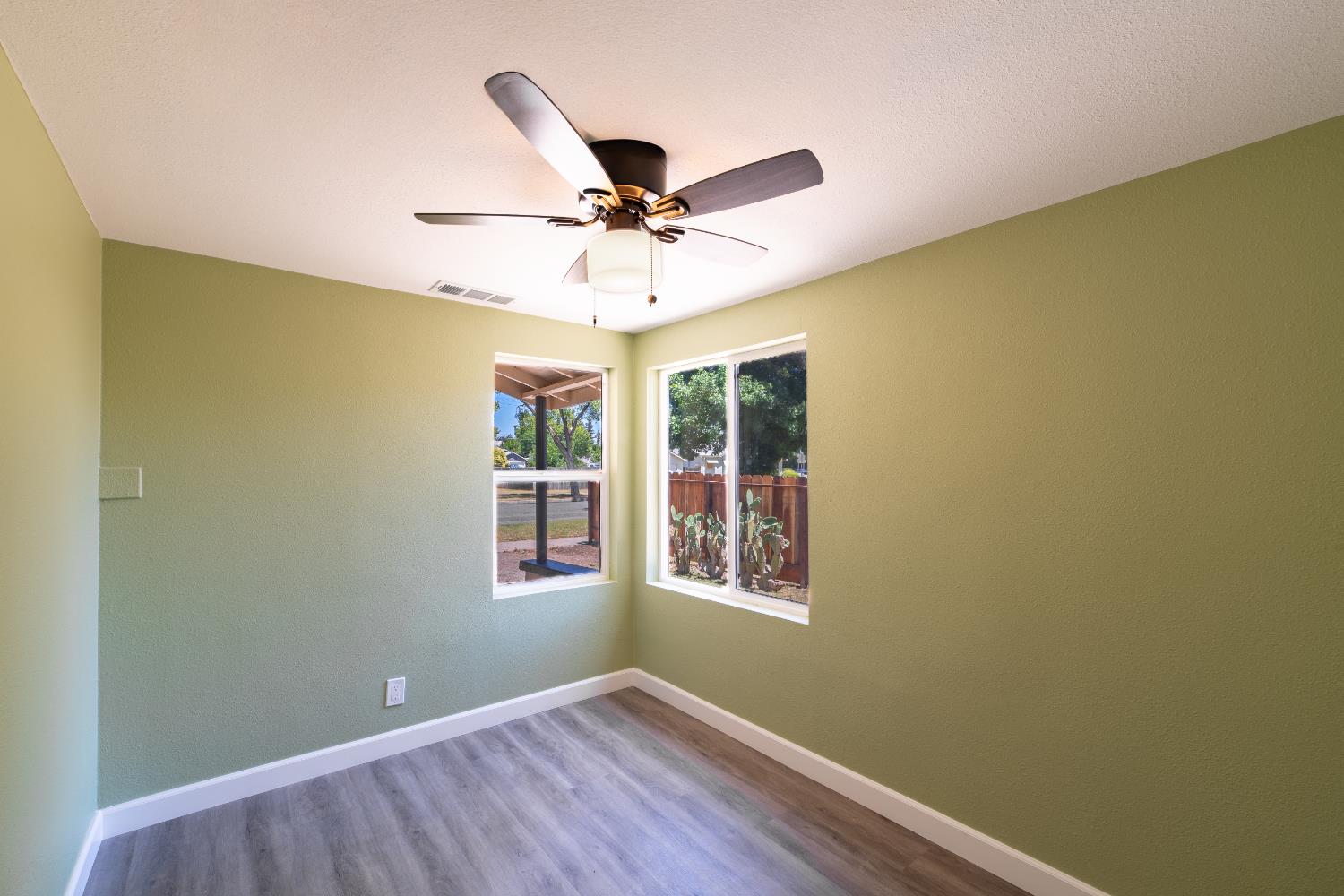632 West 25th Street Merced, CA 95340 - Photo 15 of 37