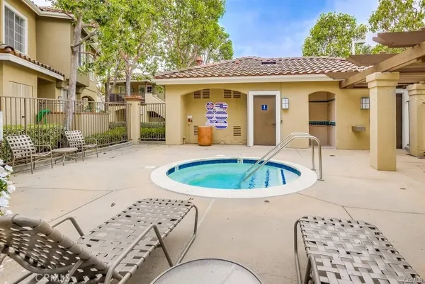 $845,500 | 259 Gallery Way, Tustin, CA 92782