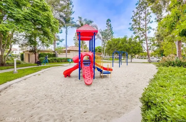 $845,500 | 259 Gallery Way, Tustin, CA 92782
