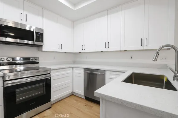 $845,500 | 259 Gallery Way, Tustin, CA 92782