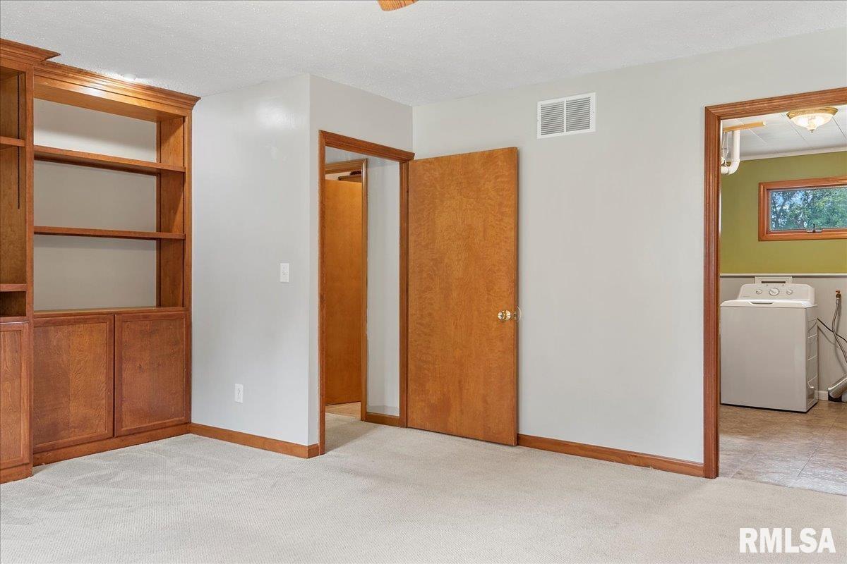 421 North Walnut Street Rochester, IL 62563 - Photo 18 of 33