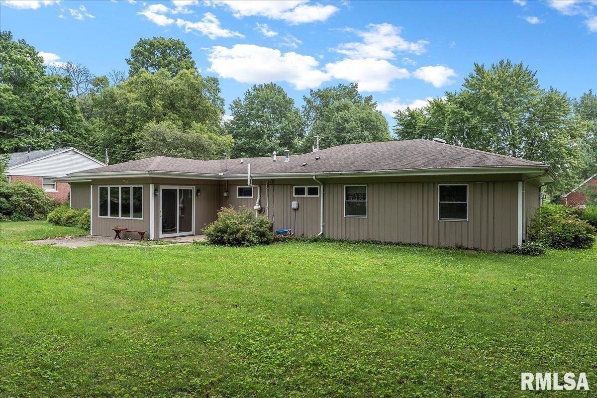 421 North Walnut Street Rochester, IL 62563 - Photo 32 of 33