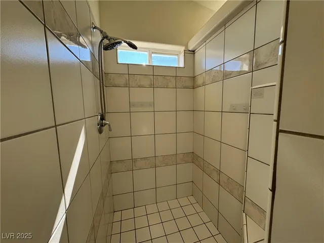 $2,000 | 5421 Fleetwood Place, Pahrump, NV 89060