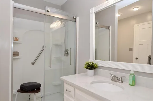 $285,000 | 16600 East 53rd Street South, Independence, MO 64055