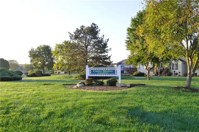 $285,000 | 16600 East 53rd Street South, Independence, MO 64055