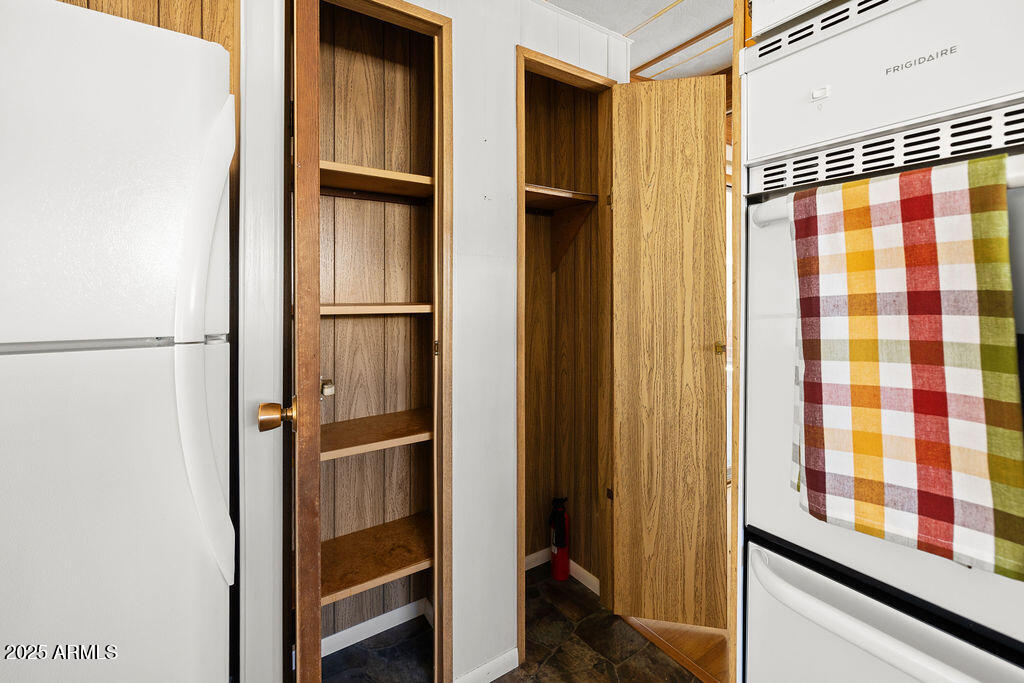 10220 East Apache Trail, Unit 16 Apache Junction, AZ 85120 - Photo 14 of 49 kitchen storage