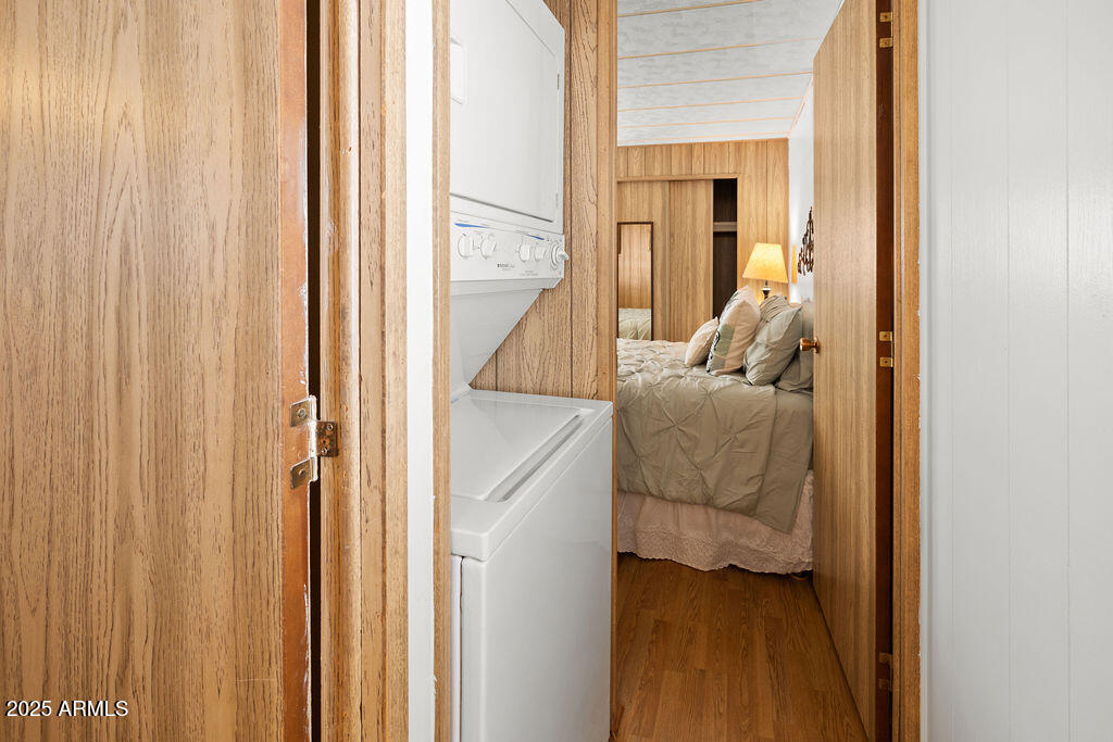 10220 East Apache Trail, Unit 16 Apache Junction, AZ 85120 - Photo 23 of 49 a en suite bathroom with a sink