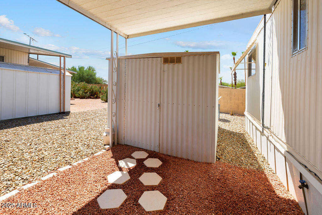 10220 East Apache Trail, Unit 16 Apache Junction, AZ 85120 - Photo 26 of 49 a view of small space