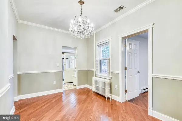 $4,000 | 214 East Monroe Avenue, Alexandria, VA 22301