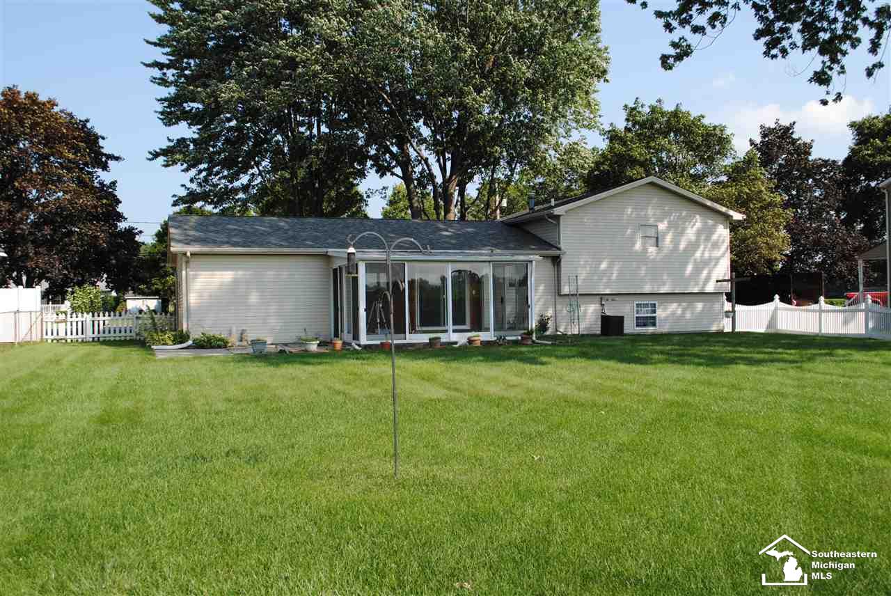 14499 Goutz Road Monroe, MI 48161 - Photo 37 of 38 Gallery Image 37