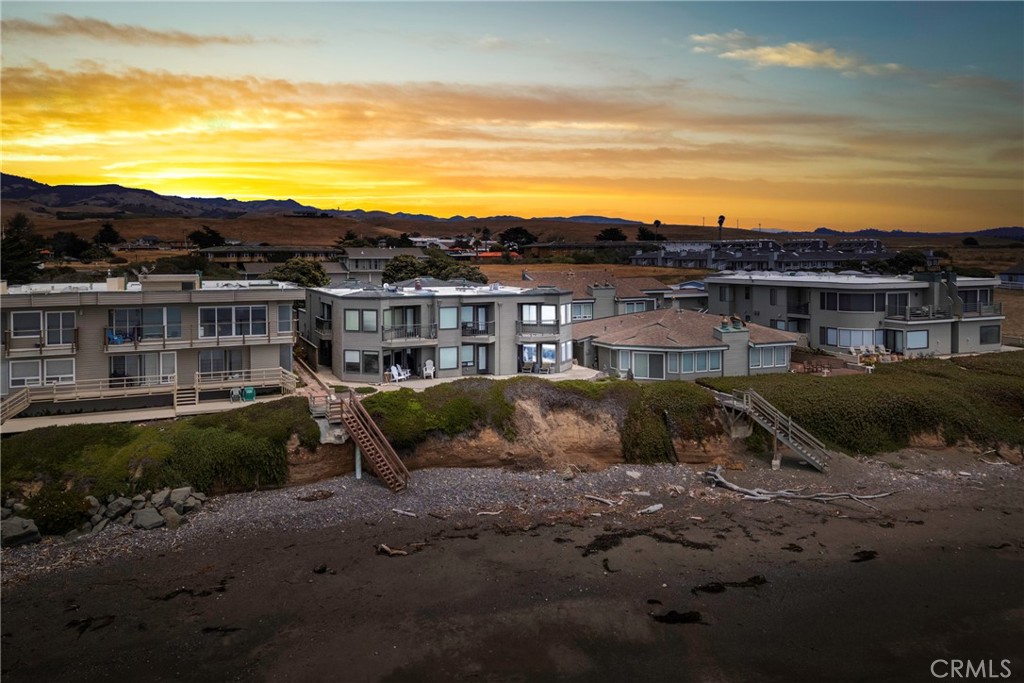 9229 Balboa Avenue, Unit 4 San Simeon, CA 93452 - Photo 2 of 40