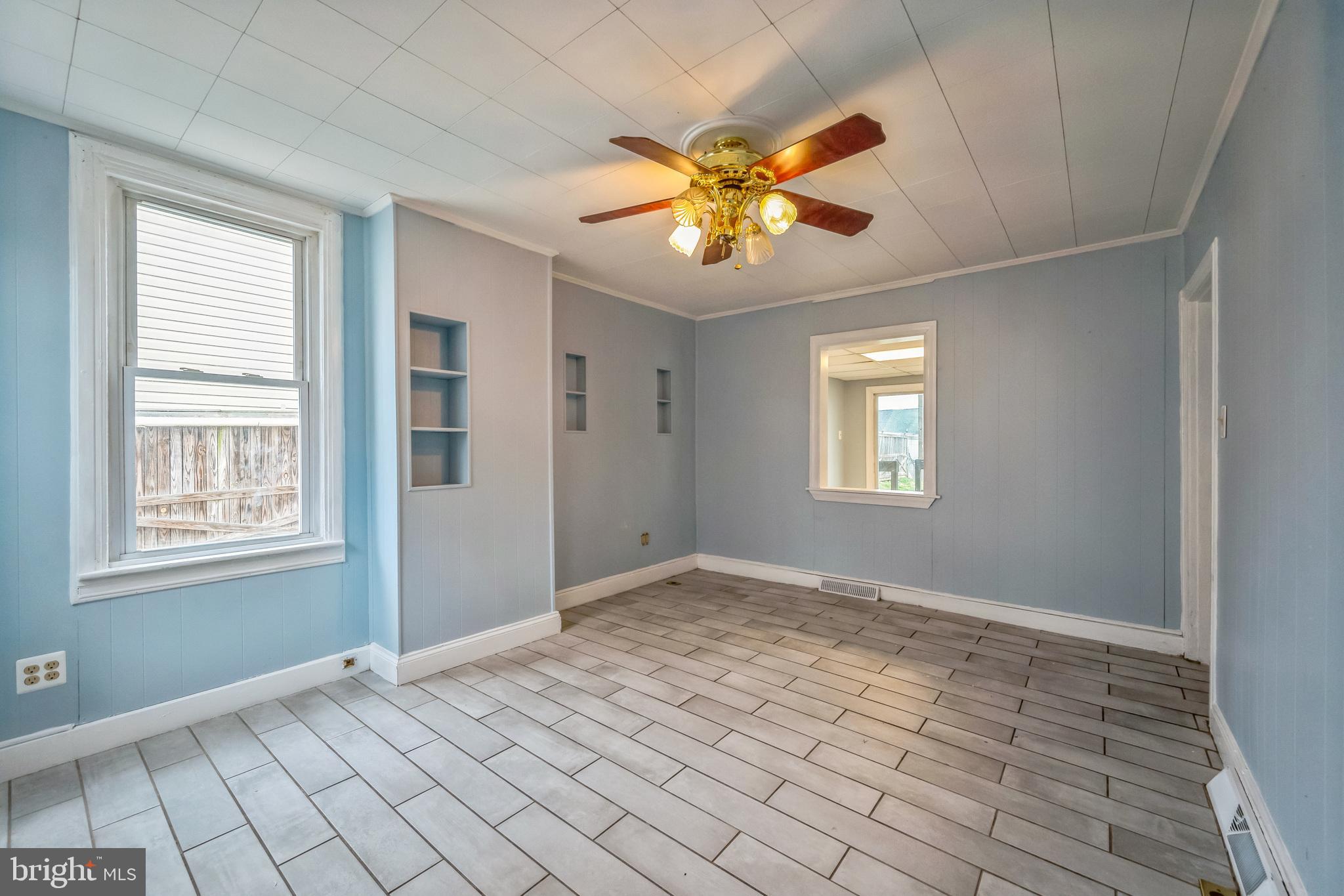 48 Elizabeth Street Hagerstown, MD 21740 - Photo 23 of 48 a view of an empty room and window