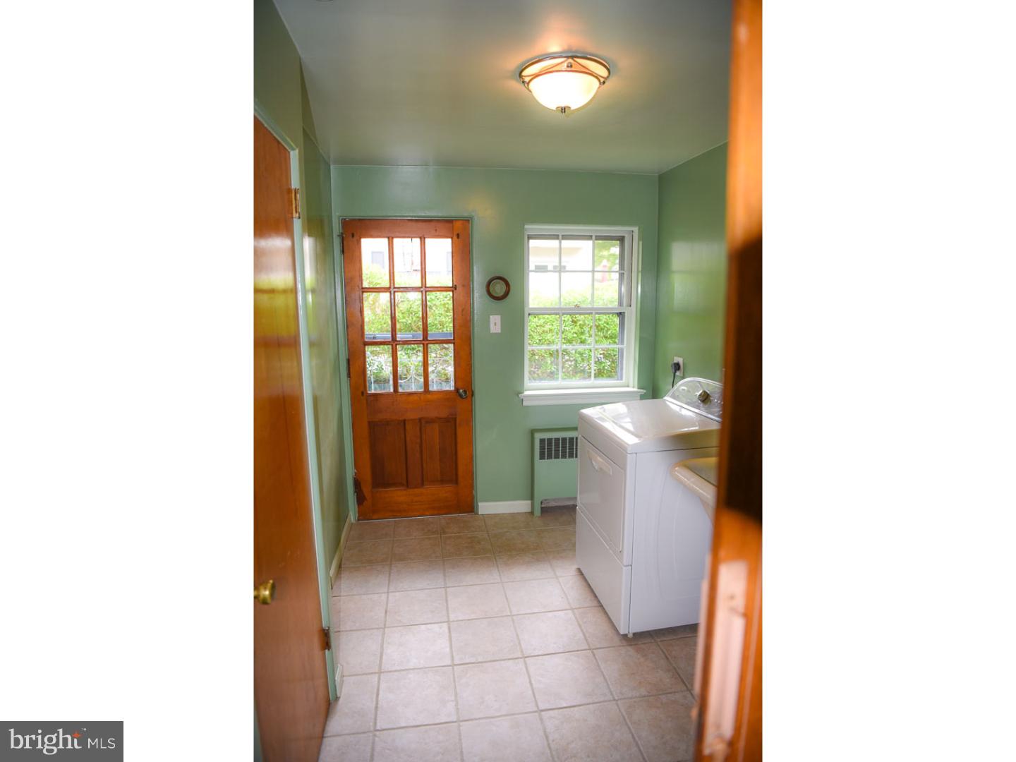 100 Calvarese Lane Wayne, PA 19087 - Photo 9 of 20 Laundry Room