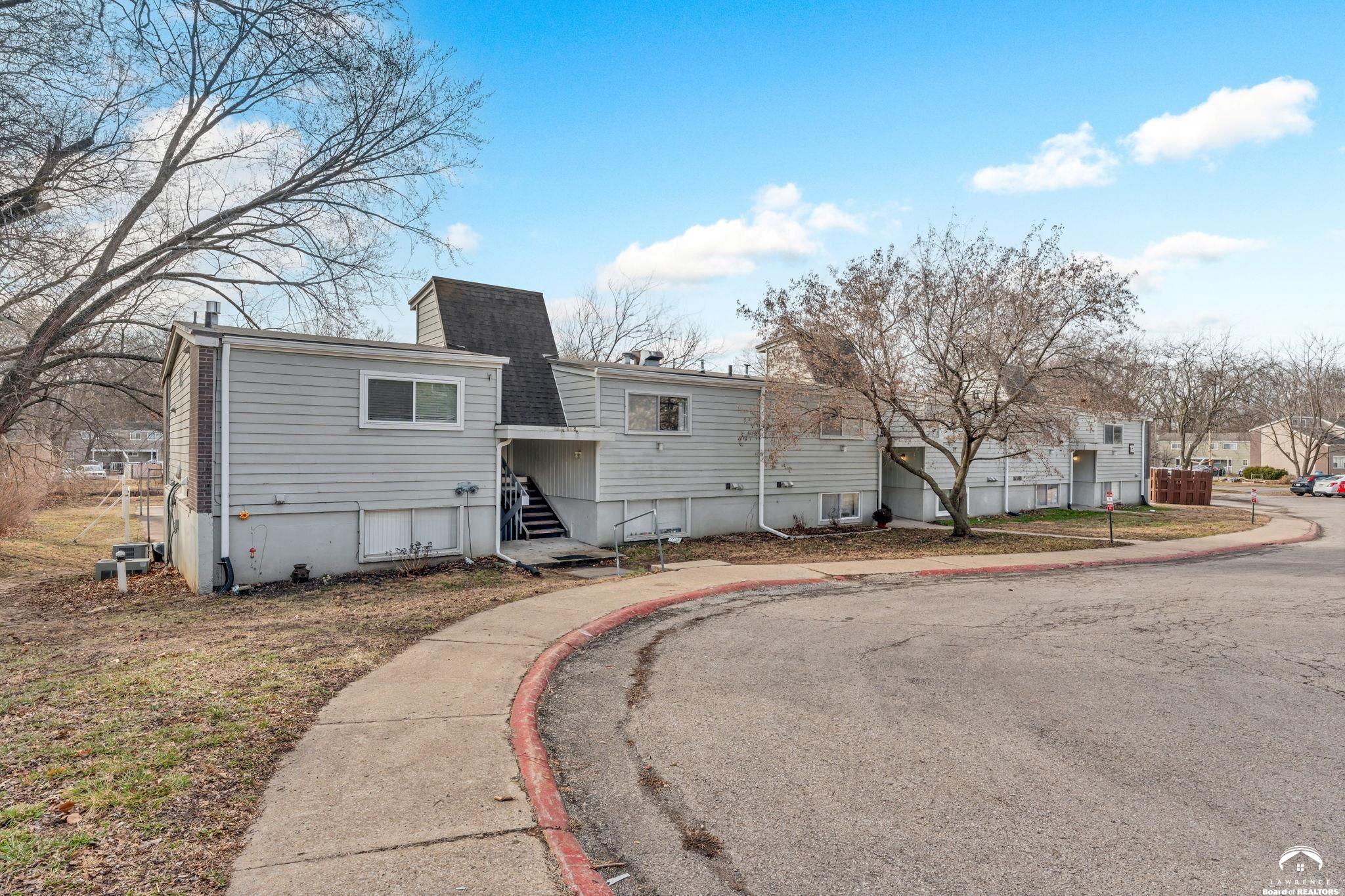255 North Michigan Street, Unit 77 Lawrence, KS 66044 - Photo 17 of 20