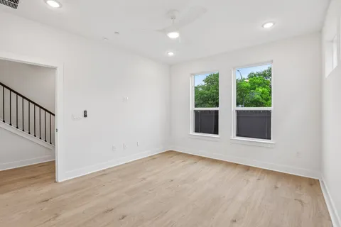 $509,999 | 200 West 56th Street, Unit 1104, Austin, TX 78751