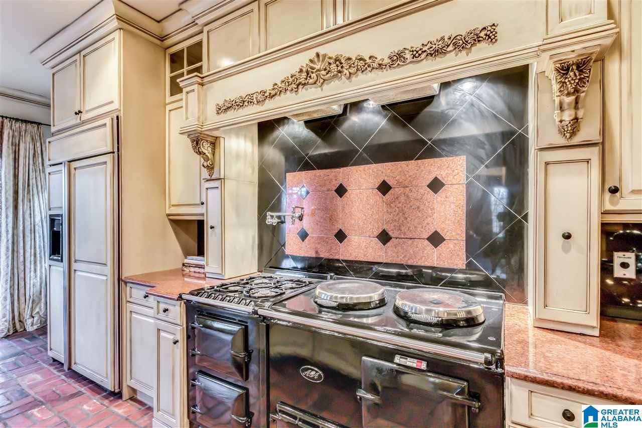 2426 Henrietta Road Birmingham, AL 35223 - Photo 15 of 43