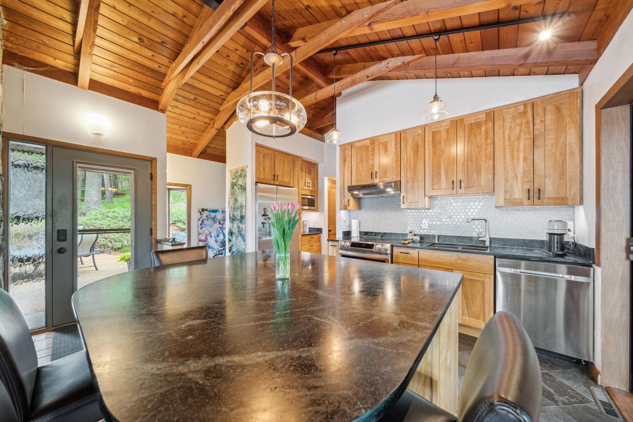 310-312 North Cove Road Hudson, WI 54016 - Photo 12 of 39 Gallery Image 12
