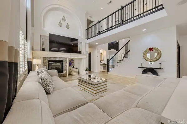 $900,000 | 6381 South Patsburg Court, Aurora, CO 80016