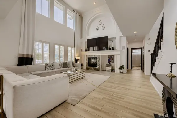 $900,000 | 6381 South Patsburg Court, Aurora, CO 80016