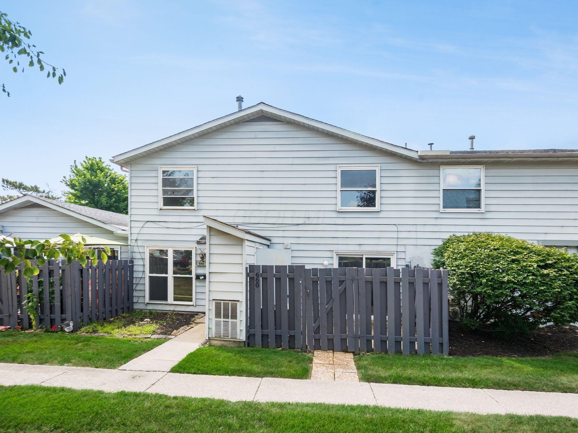 660 Cherry Hollow Road, Unit E Columbus, OH 43228 - Photo 28 of 36 031_ Rd Columbus OH 43228 USA