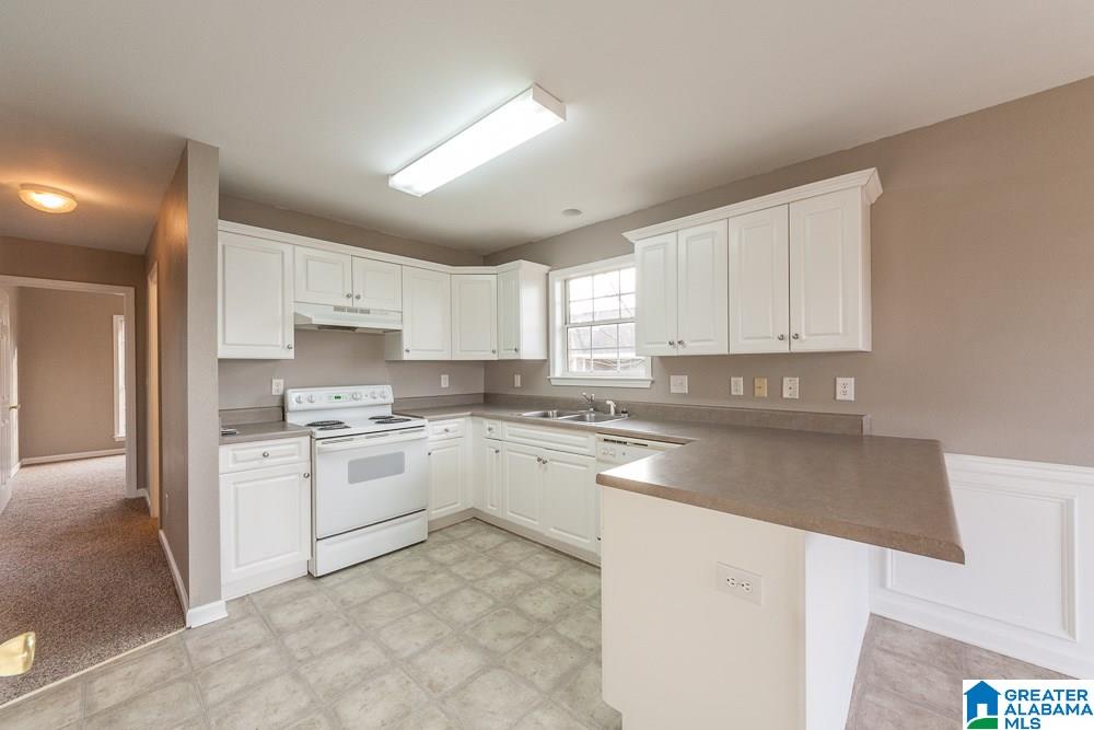 229 Silverstone Lane Alabaster, AL 35007 - Photo 12 of 28