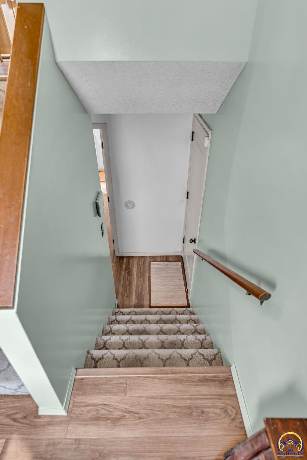 4209 Southwest 35th Terrace Topeka, KS 66614 - Photo 23 of 39