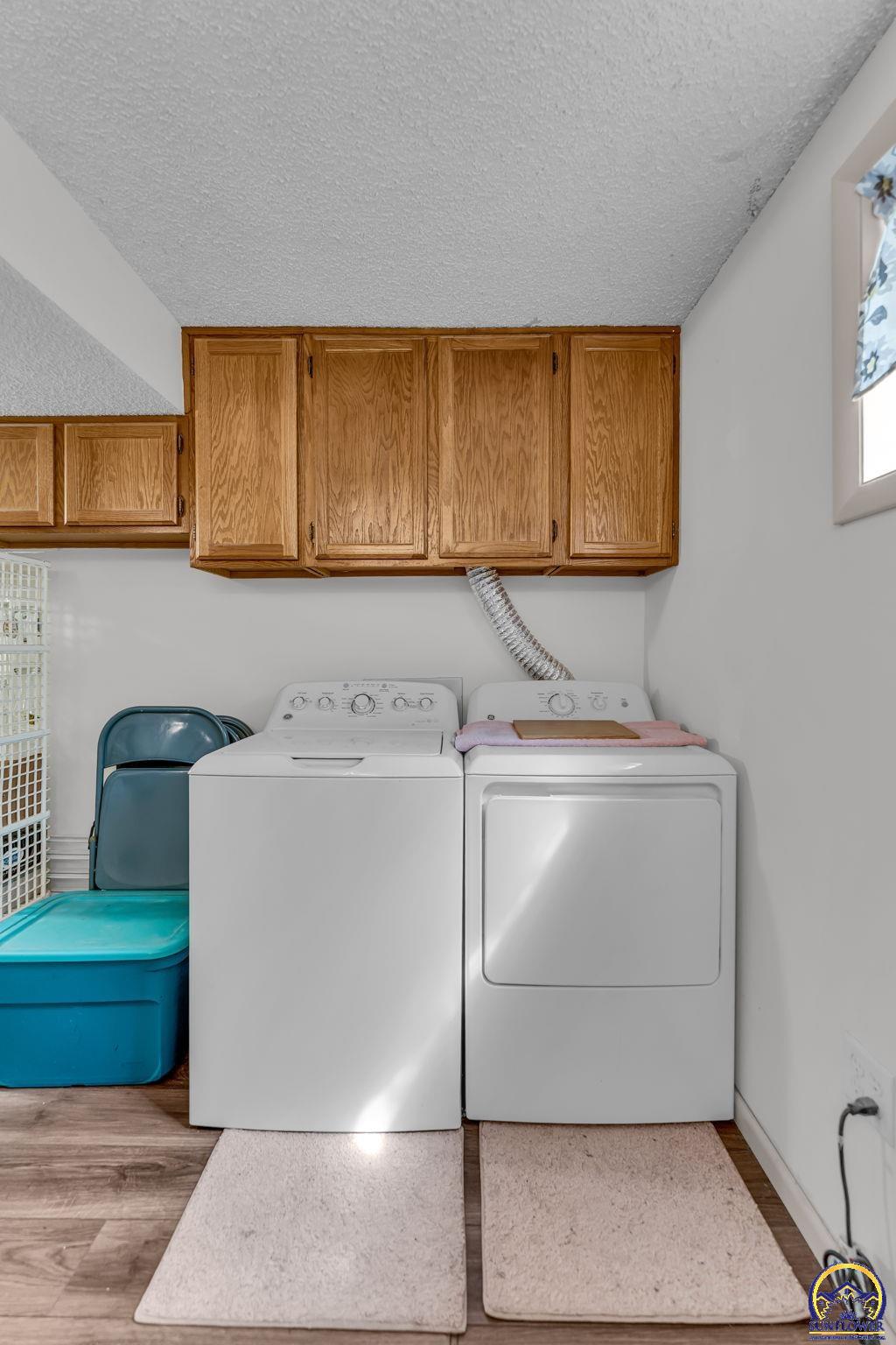 4209 Southwest 35th Terrace Topeka, KS 66614 - Photo 26 of 39