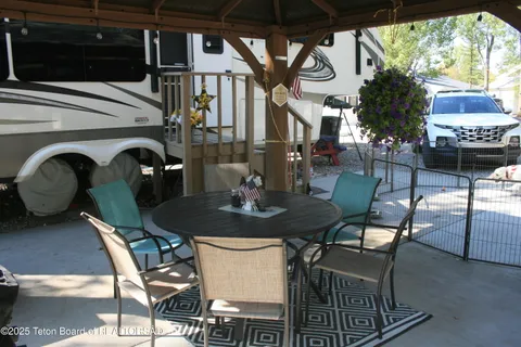 $182,000 | 40 Muleshoe Road, Thayne, WY 83127