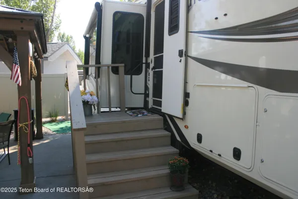 $174,500 | 40 Muleshoe Road, Thayne, WY 83127