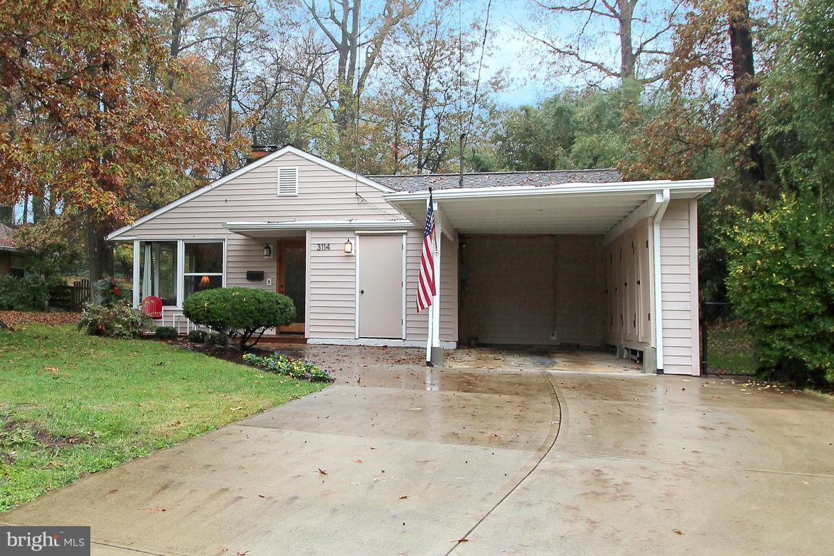 3114 Manor Road Falls Church, VA 22042 - Photo 2 of 30 Exterior (Front)