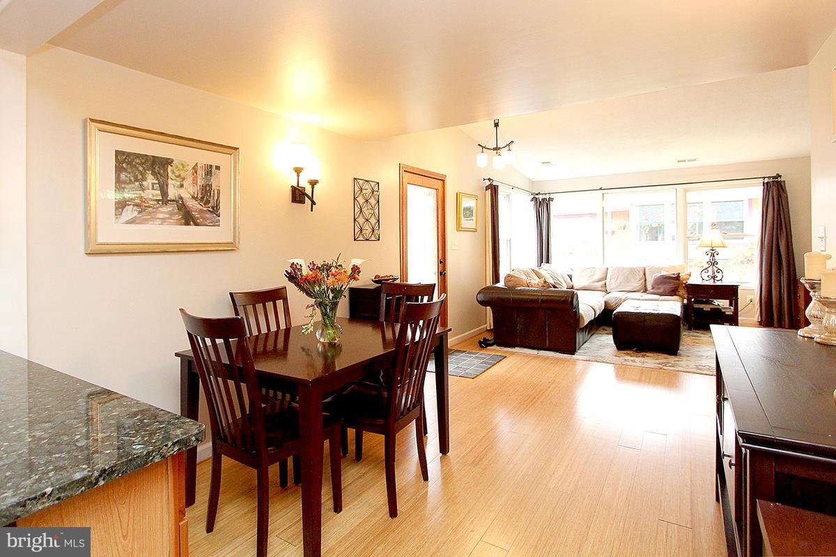 3114 Manor Road Falls Church, VA 22042 - Photo 11 of 30 Dining Room