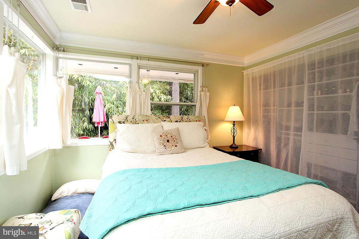 3114 Manor Road Falls Church, VA 22042 - Photo 20 of 30 First Bedroom