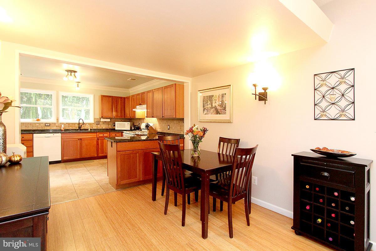 3114 Manor Road Falls Church, VA 22042 - Photo 9 of 30 Dining Room
