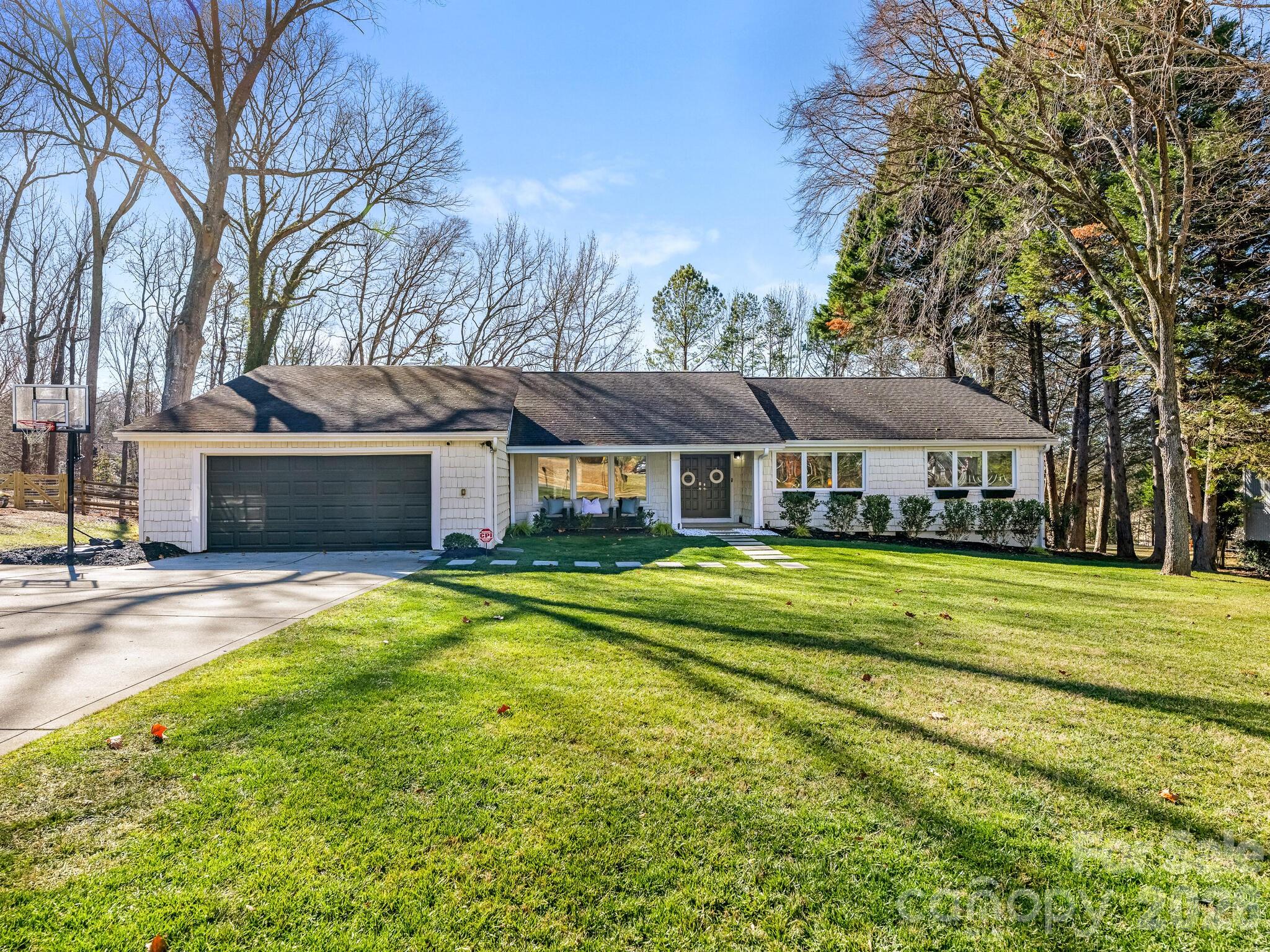 9008 Raintree Lane Charlotte, NC 28277 - Photo 2 of 32