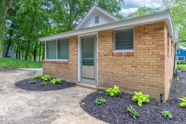 $1,150,000 | 678 Lake Street, Saugatuck, MI 49453