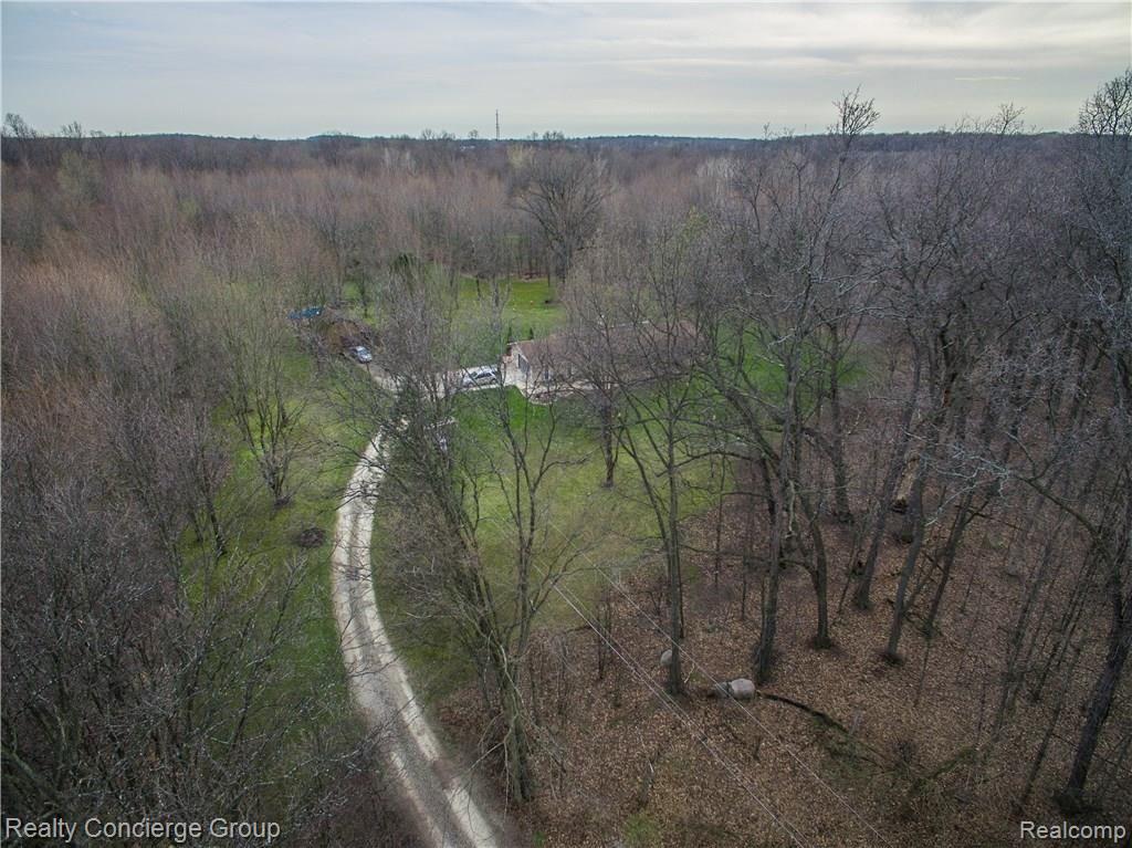 2549 Cinnamon Ridge Road Howell, MI 48855 - Photo 38 of 39 Cinnamon Ridge-52.jpg