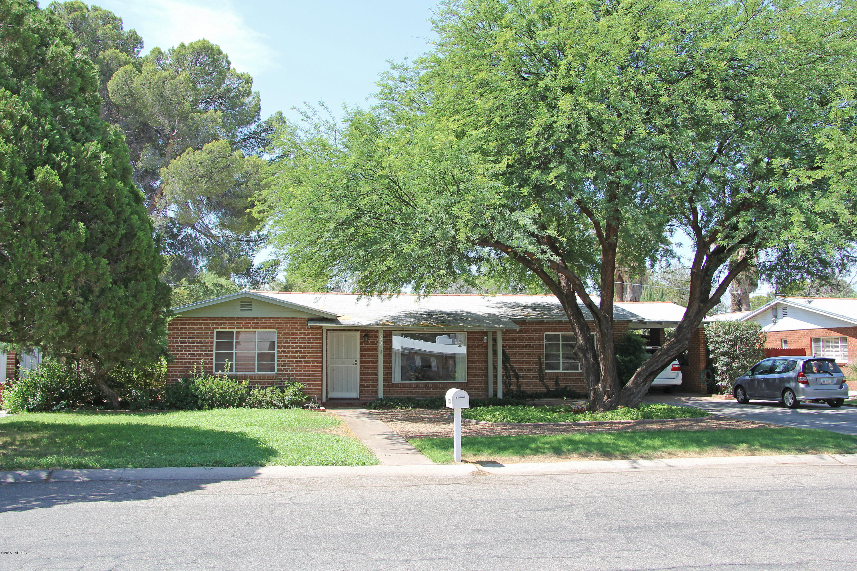 2904 East Kleindale Road Tucson, AZ 85716 - Photo 1 of 16 Gallery Image 1