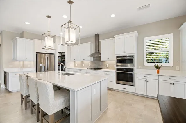 $1,899,000 | 8083 Waterbend Trail, Sarasota, FL 34240