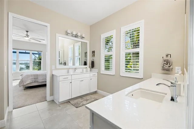 $1,899,000 | 8083 Waterbend Trail, Sarasota, FL 34240