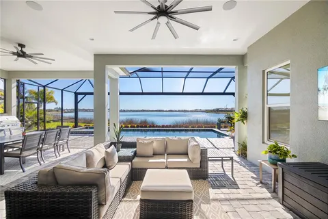 $1,899,000 | 8083 Waterbend Trail, Sarasota, FL 34240